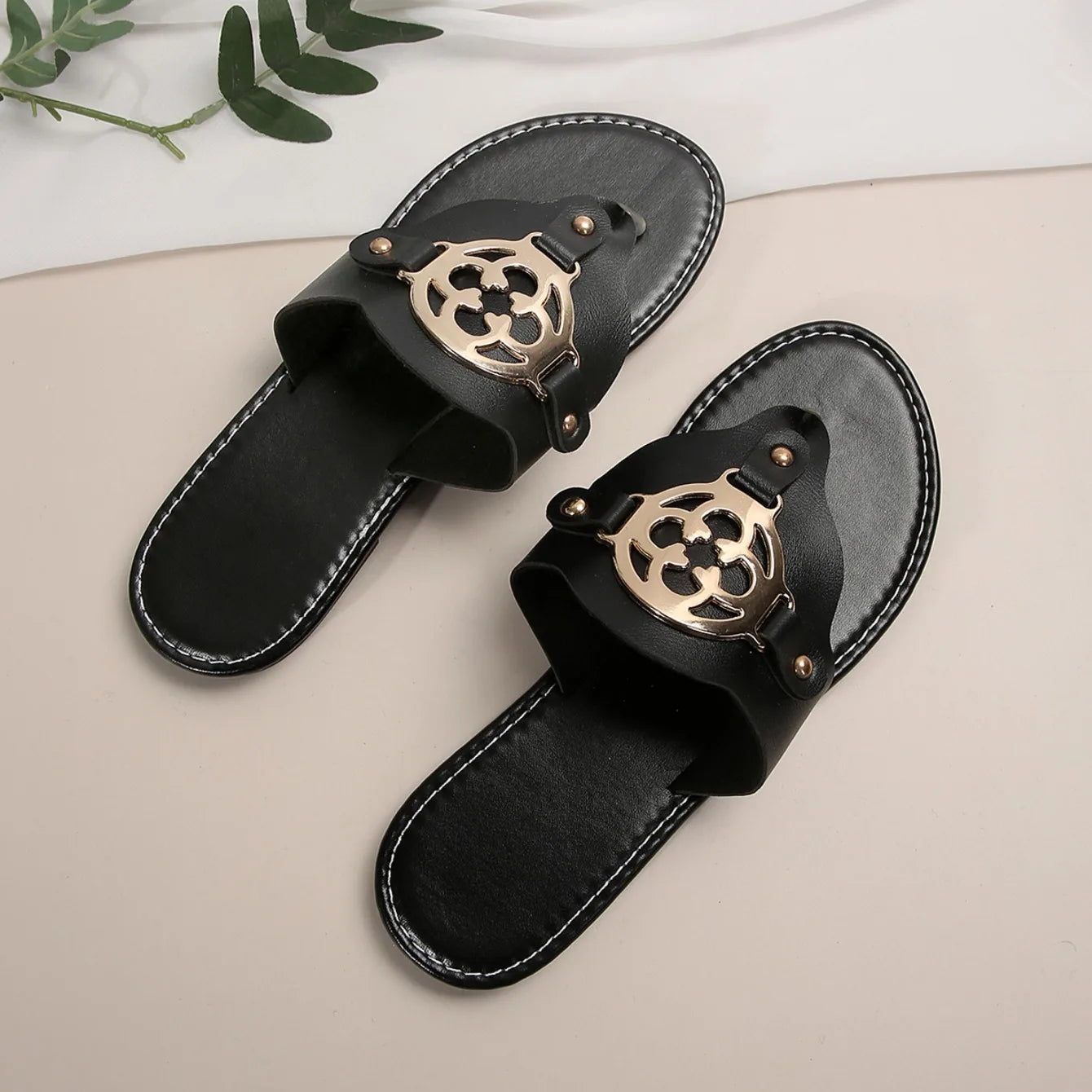 Flip-Flops Fashion Trendy Women's Beach Sandals Outdoor Wear Non-slip Outdoor New Versatile Women Slippers Zapatos De Mujer