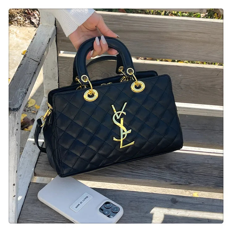 New Arrival Women's Tote Bag Unique Niche Design Stylish Commuter Essential Spacious Capacity Daily Needs Versatile Shoulder Bag