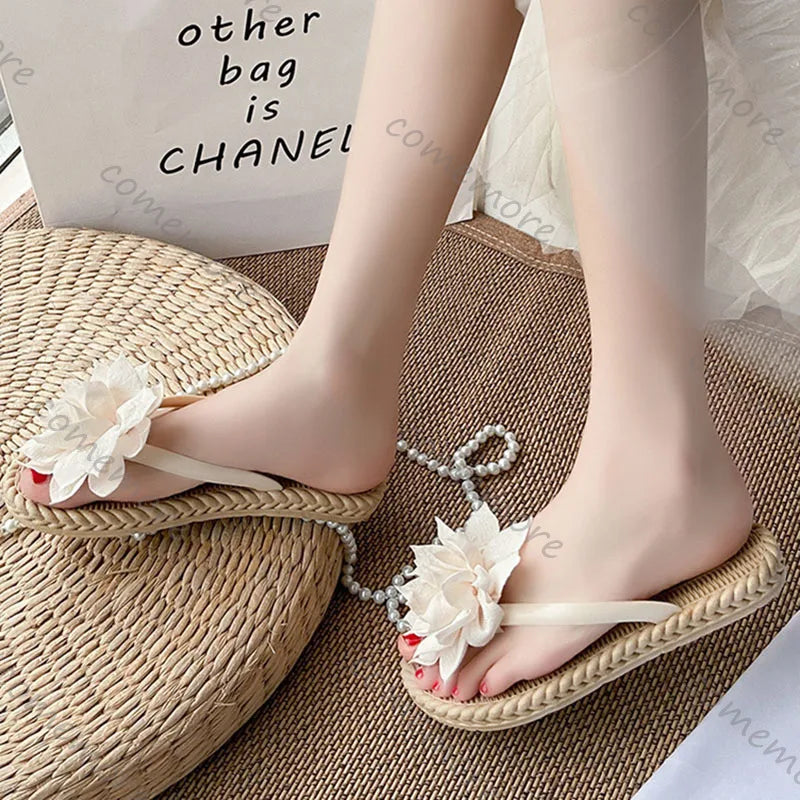 Comemore Flowers Flip Flops for Women Fashion Open Toe Light Flat Bottom Casual Women Slides Indoor Outdoor Women's Beach Shoes