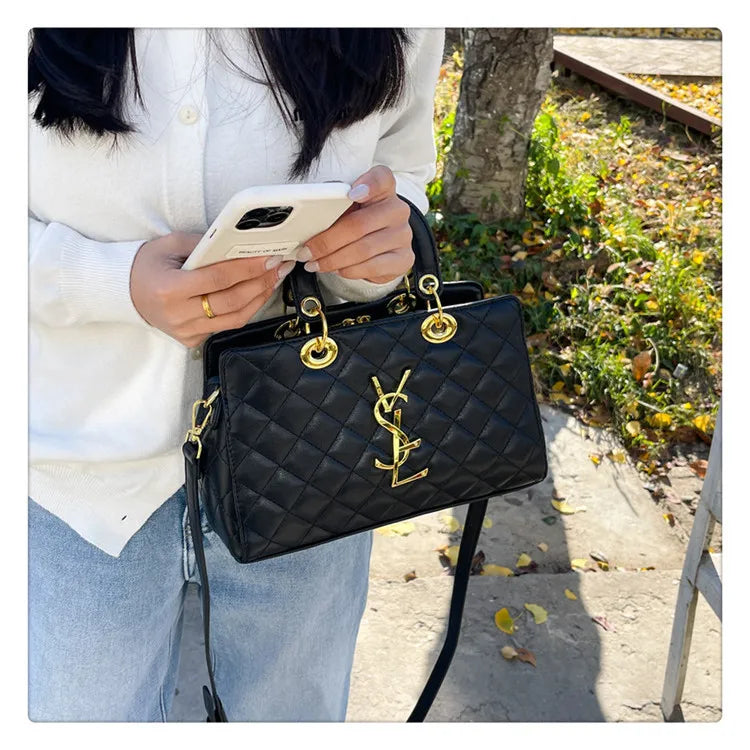 New Arrival Women's Tote Bag Unique Niche Design Stylish Commuter Essential Spacious Capacity Daily Needs Versatile Shoulder Bag
