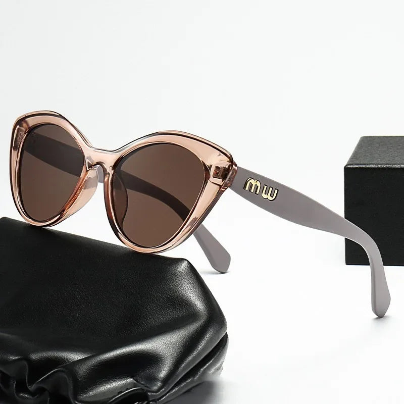 2026 New Fashion Cool Sunglasses Women Luxury Brand Letters Anti Strong Light Vintage Cat Eyes Sun Glasses Ladies Gafas UV400