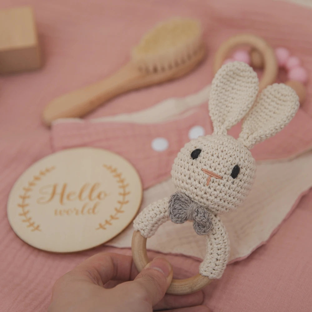 Double-sided Cotton Bath Towel Baby Bath Set Gift Box Wooden Wool Brush, Cartoon Rabbit Crochet Bell Baby Milestone Photo Props