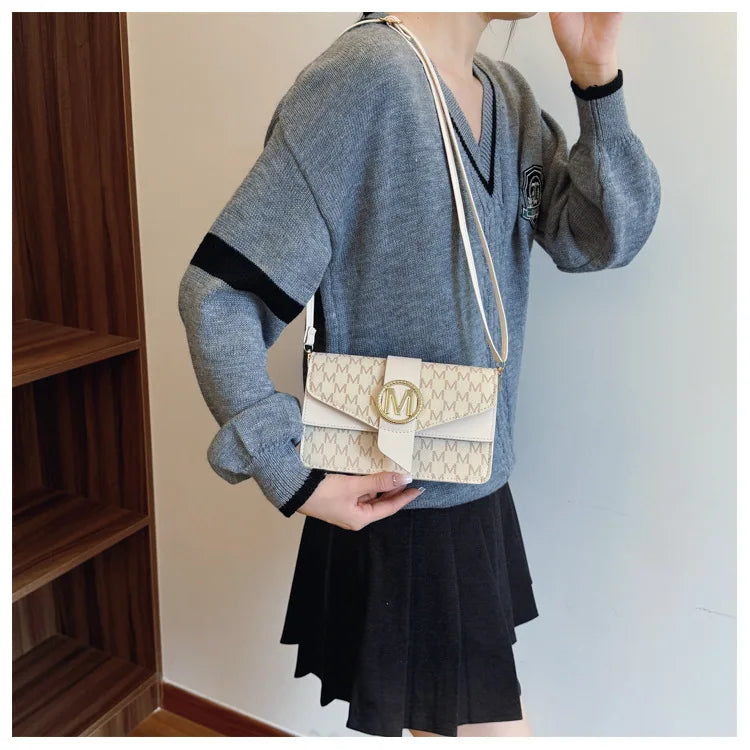 New style women's messenger bag, small square bag, double shoulder strap messenger bag, autumn Korean style, simple and fashiona