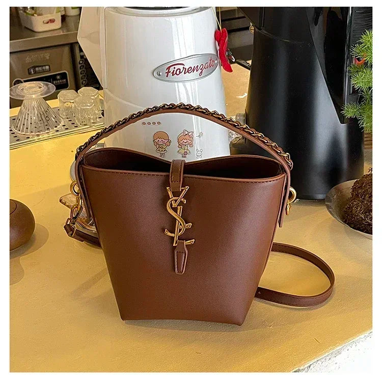 2026 Summer New! Light - Luxury Women's Bucket Bag - High - End Niche Design, Stylish Shoulder Messenger for All Occasions