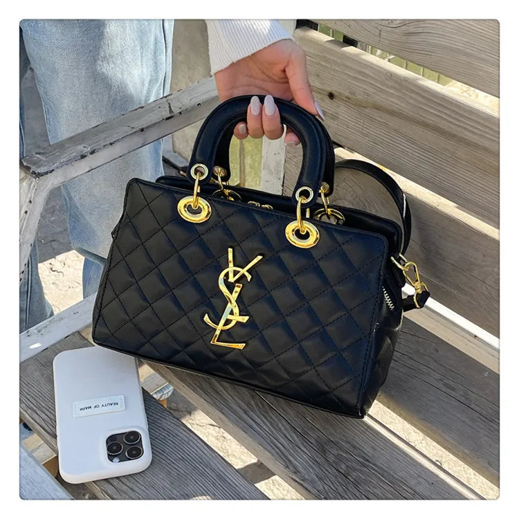 New Arrival Women's Tote Bag Unique Niche Design Stylish Commuter Essential Spacious Capacity Daily Needs Versatile Shoulder Bag