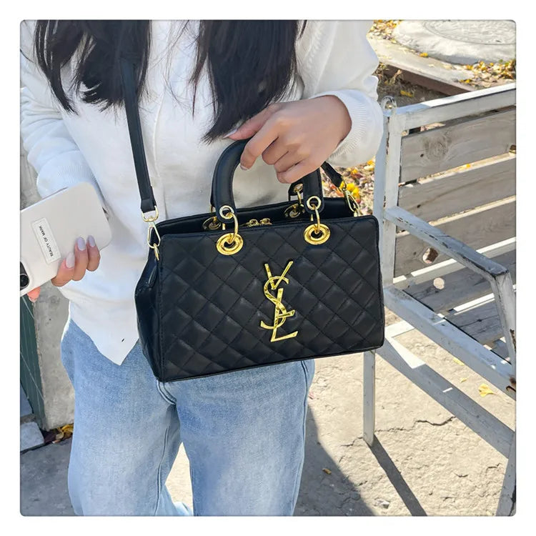 New Arrival Women's Tote Bag Unique Niche Design Stylish Commuter Essential Spacious Capacity Daily Needs Versatile Shoulder Bag