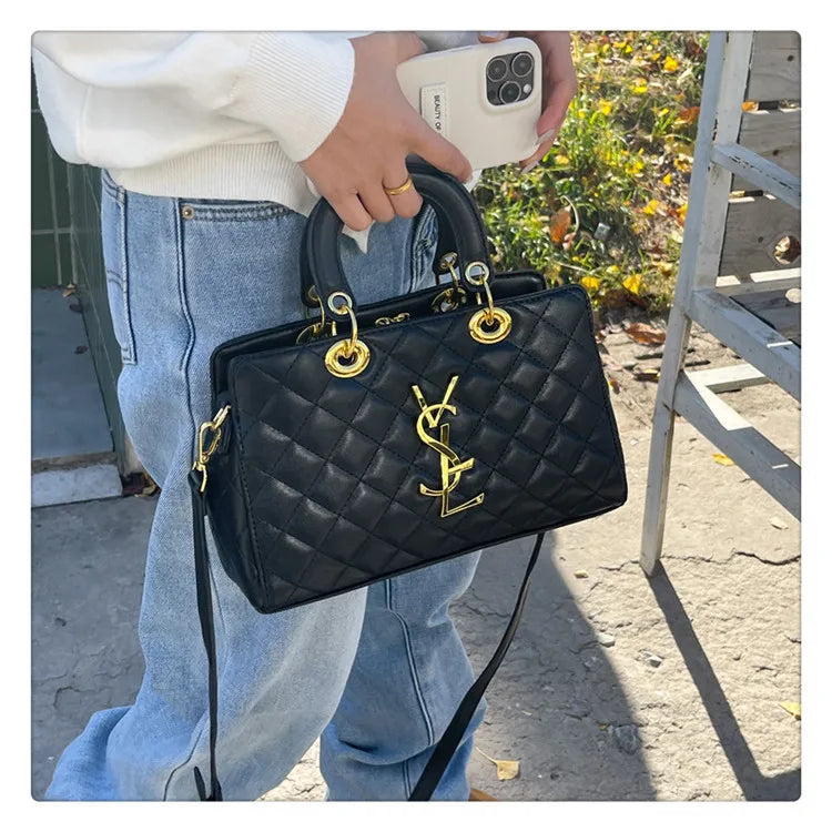 New Arrival Women's Tote Bag Unique Niche Design Stylish Commuter Essential Spacious Capacity Daily Needs Versatile Shoulder Bag