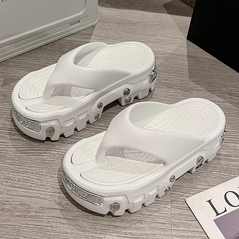 2025 New Sponge Cake Hole Shoes Thick Bottom Men's Couple Baotou Slippers Women's Non slip and Odorous Cold Slippers