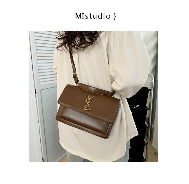 High-End Leather Women Diaper Bag Classic Designer Paris Casual Simple Vintage Trendy Design with Adjustable Shoulder Strap