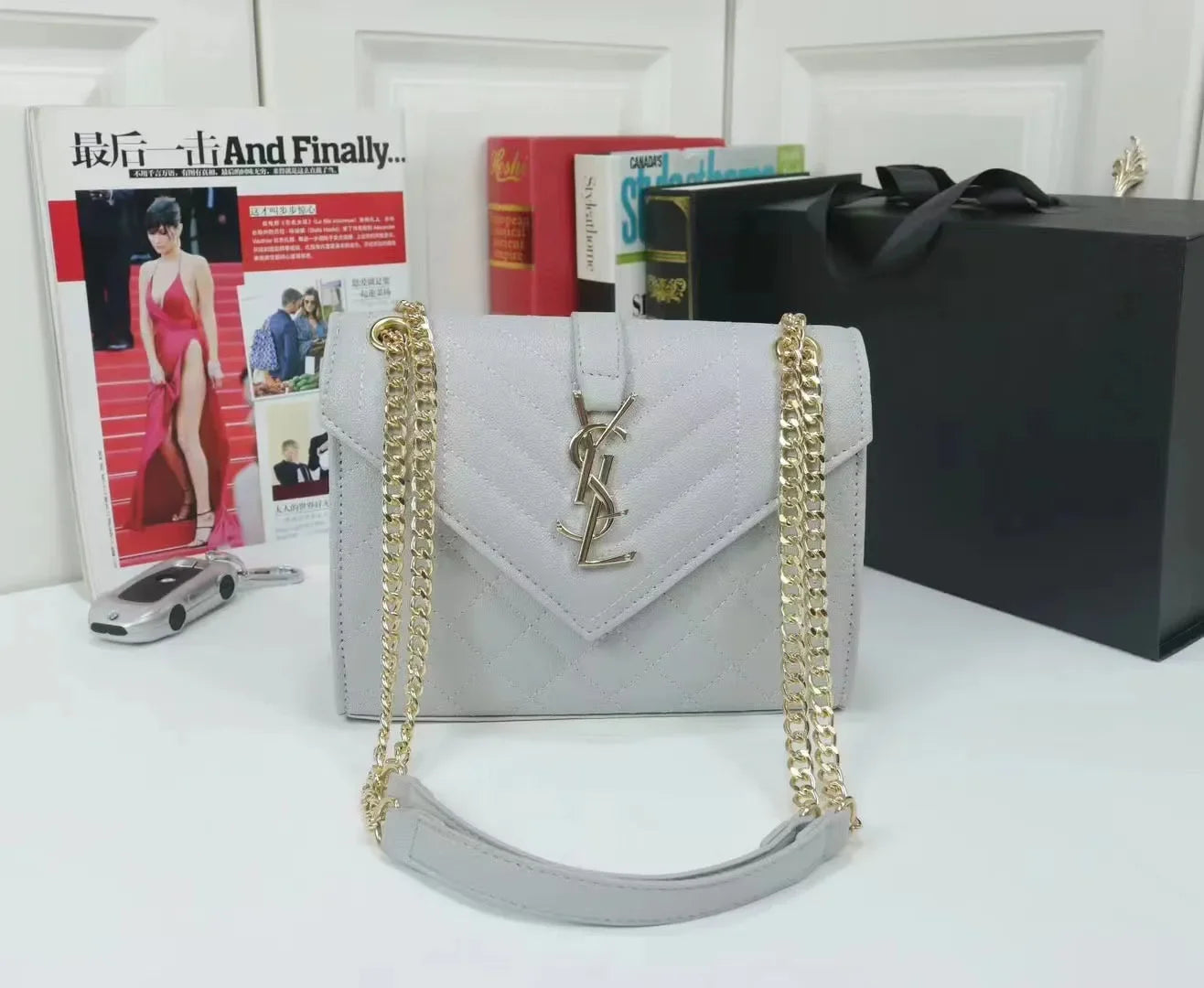 High Quality Leather Bags Women's Commuter Bags Fashion Bags Clouds Bags Handbags Crossbody Bags Shoulder Bags Chain Bags