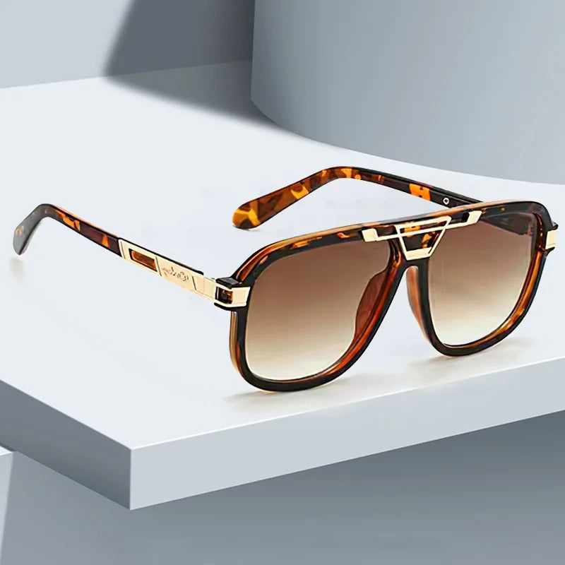 2026 New Fashionable Large Frame Women Sunglasses Gradient Color Glasses Women Trendy Accessories Metal Decorative Styles UV400