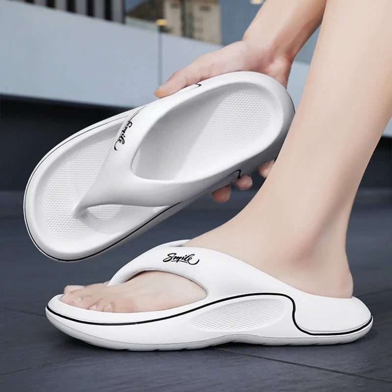 Flip-Flops for Men and Women Summer 2025 New Outer Wear Non-Slip Anti-Odor Flip-Flops Thick-Soled Beach Slippers