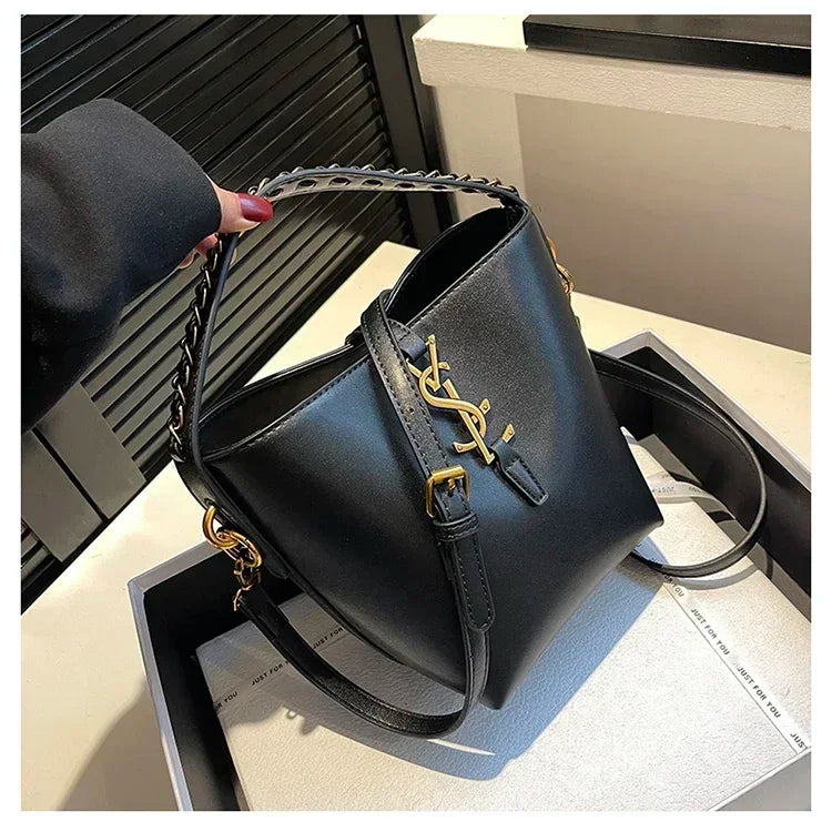 2026 Summer New! Light - Luxury Women's Bucket Bag - High - End Niche Design, Stylish Shoulder Messenger for All Occasions