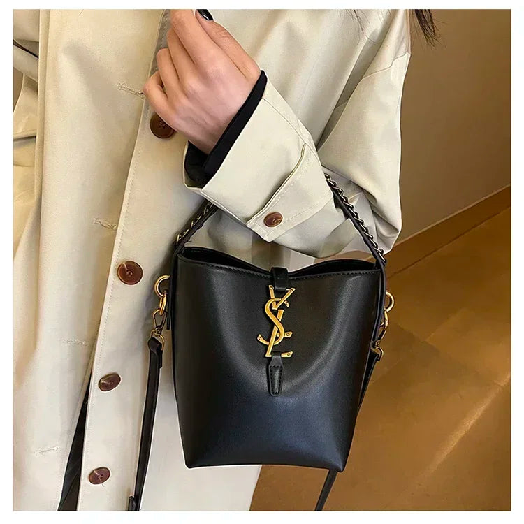 2026 Summer New! Light - Luxury Women's Bucket Bag - High - End Niche Design, Stylish Shoulder Messenger for All Occasions