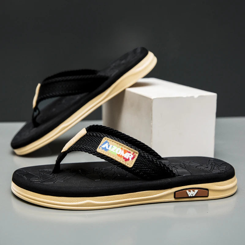 Men's Flip-Flops Are a Popular Fashion Item, Flat, Soft, Comfortable, Simple, and Suitable for Outdoor Wear
