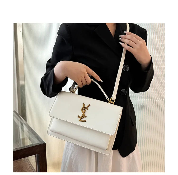 High-End Leather Women Diaper Bag Classic Designer Paris Casual Simple Vintage Trendy Design with Adjustable Shoulder Strap