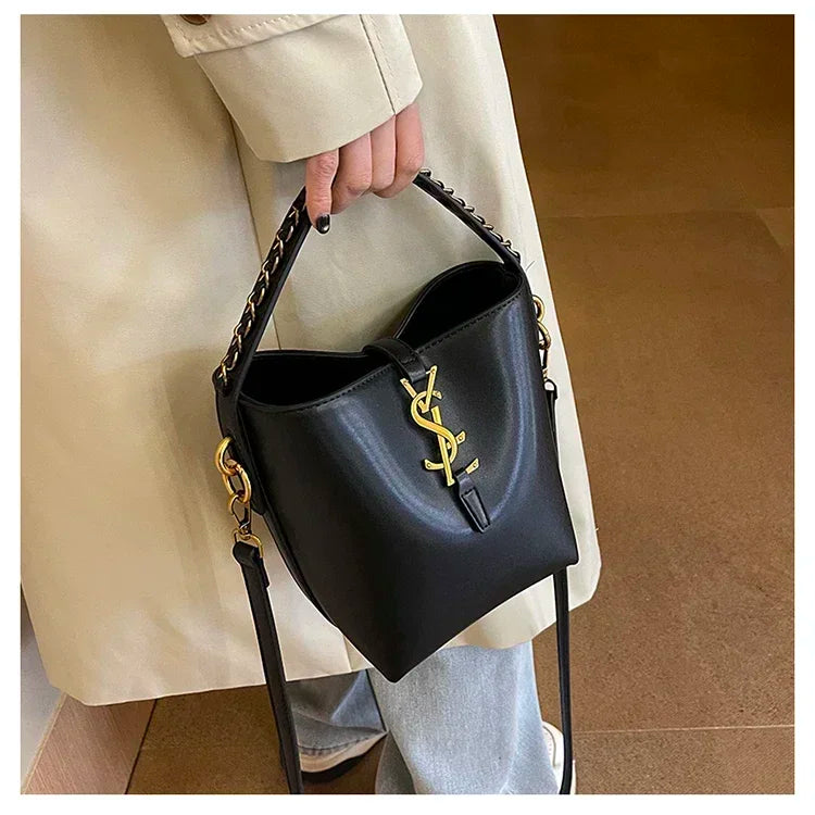 2026 Summer New! Light - Luxury Women's Bucket Bag - High - End Niche Design, Stylish Shoulder Messenger for All Occasions