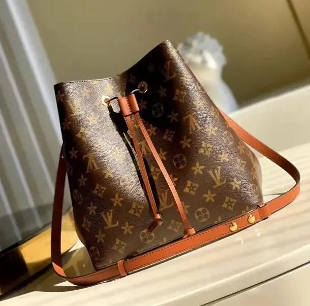 Designer bags Women Bag Handbag Messenger Oxidizing Leather Elegant Shoulder Bags Tote Bag Ladys Crossbody Men Luxury handbags F