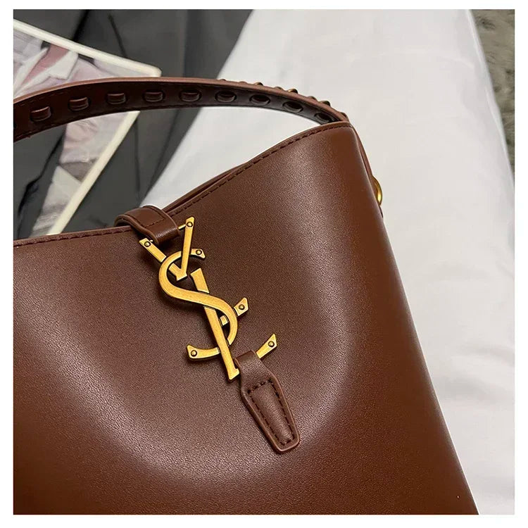 2026 Summer New! Light - Luxury Women's Bucket Bag - High - End Niche Design, Stylish Shoulder Messenger for All Occasions