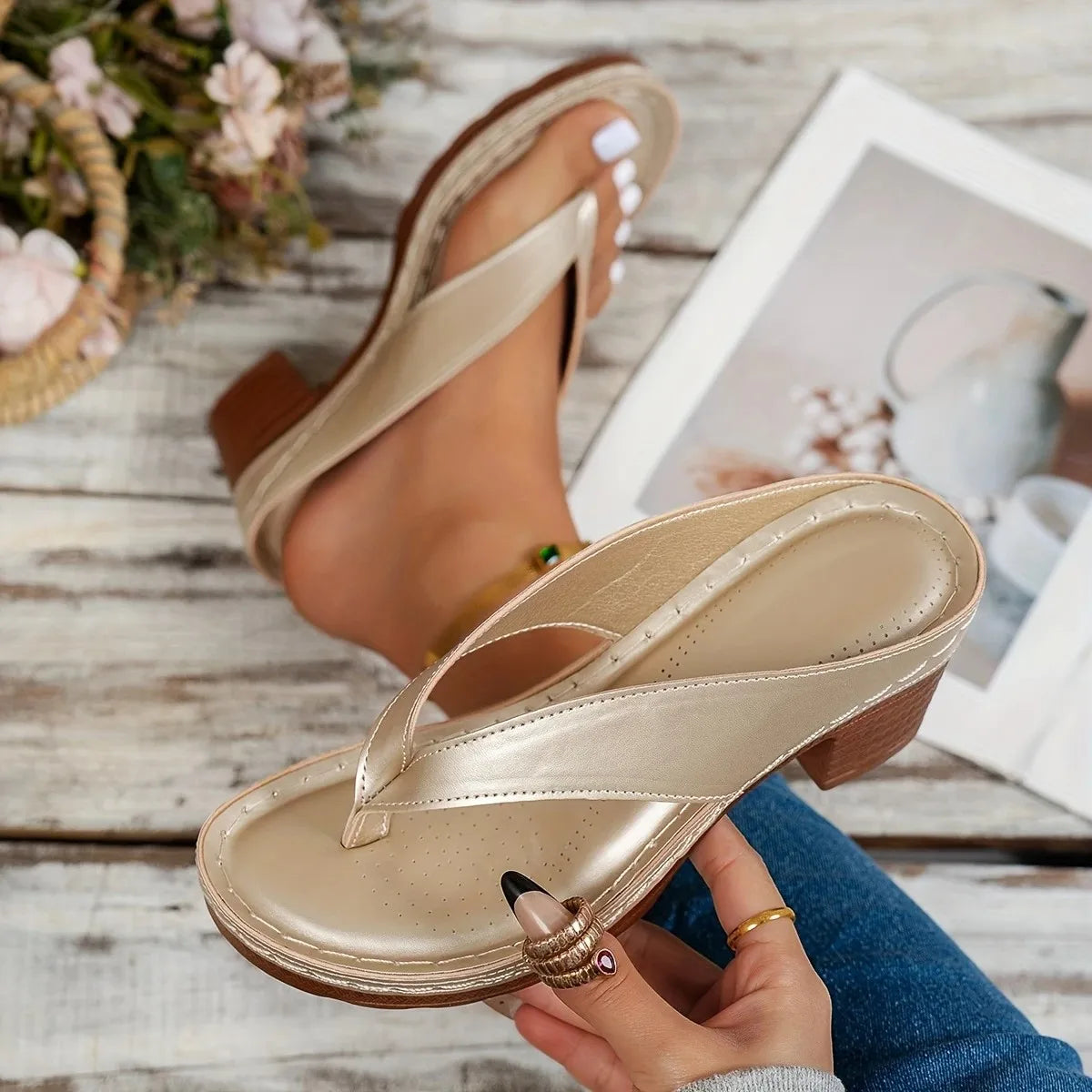 Women's Flip Flops with European American Style, Wide Toe, Thick Heel Stylish Sandals for Outdoor Wear Versatile Beach Slippers
