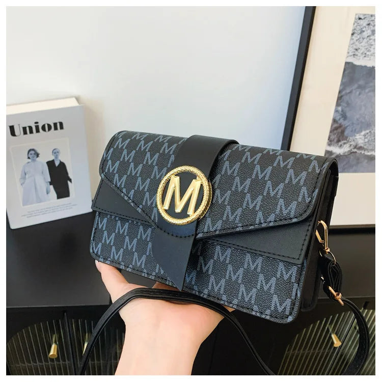New style women's messenger bag, small square bag, double shoulder strap messenger bag, autumn Korean style, simple and fashiona