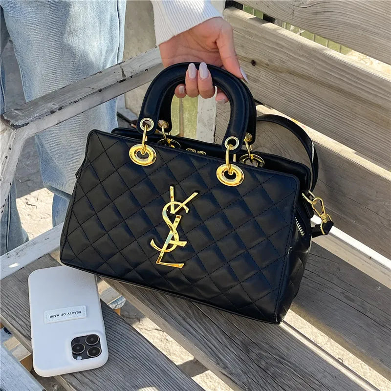 New Arrival Women's Tote Bag Unique Niche Design Stylish Commuter Essential Spacious Capacity Daily Needs Versatile Shoulder Bag