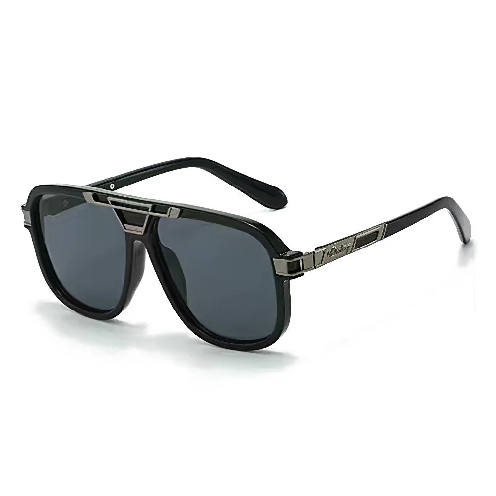 2026 New Fashionable Large Frame Women Sunglasses Gradient Color Glasses Women Trendy Accessories Metal Decorative Styles UV400