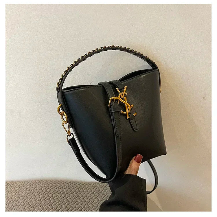 2026 Summer New! Light - Luxury Women's Bucket Bag - High - End Niche Design, Stylish Shoulder Messenger for All Occasions