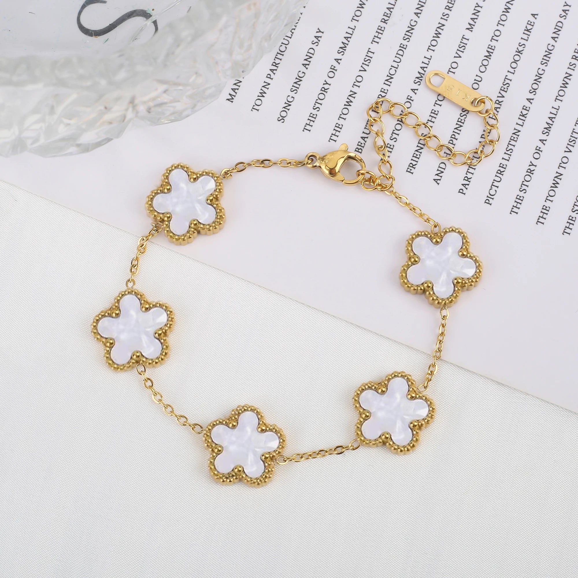 Classic Luxury Stainless Steel Clover Bracelet Adjustable Five Leaf Flower Bangle Fashion Party Jewelry Gifts for Women