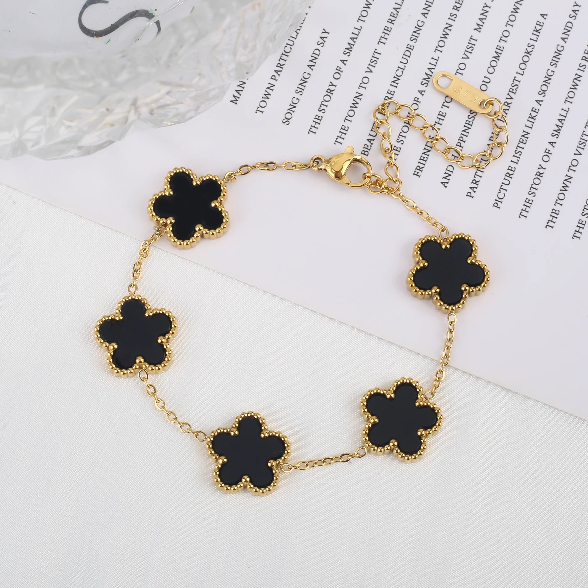 Classic Luxury Stainless Steel Clover Bracelet Adjustable Five Leaf Flower Bangle Fashion Party Jewelry Gifts for Women